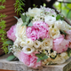 Illustration for article titled Top 5 Beautiful Flowers To Sparkle a Rome Weddingem/em